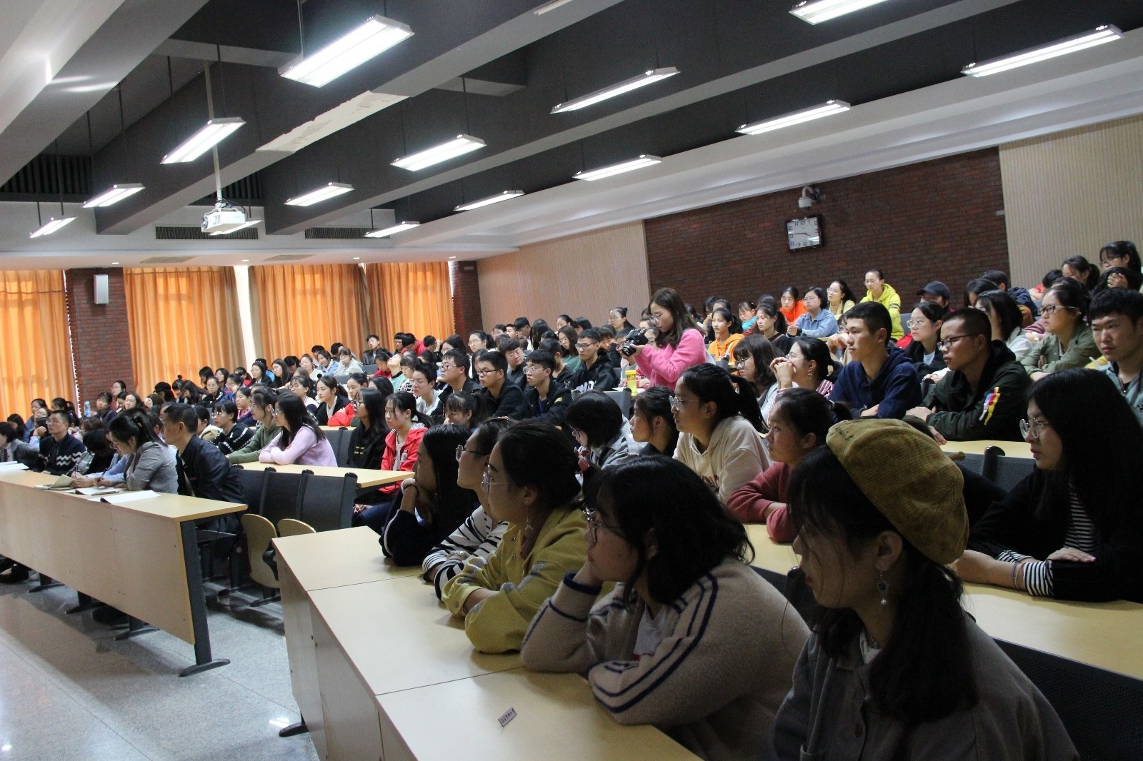 IMG_5738.JPG IMG_5738.JPG