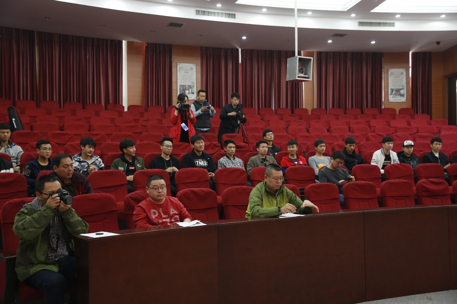 _Z1B0606.JPG _Z1B0606.JPG