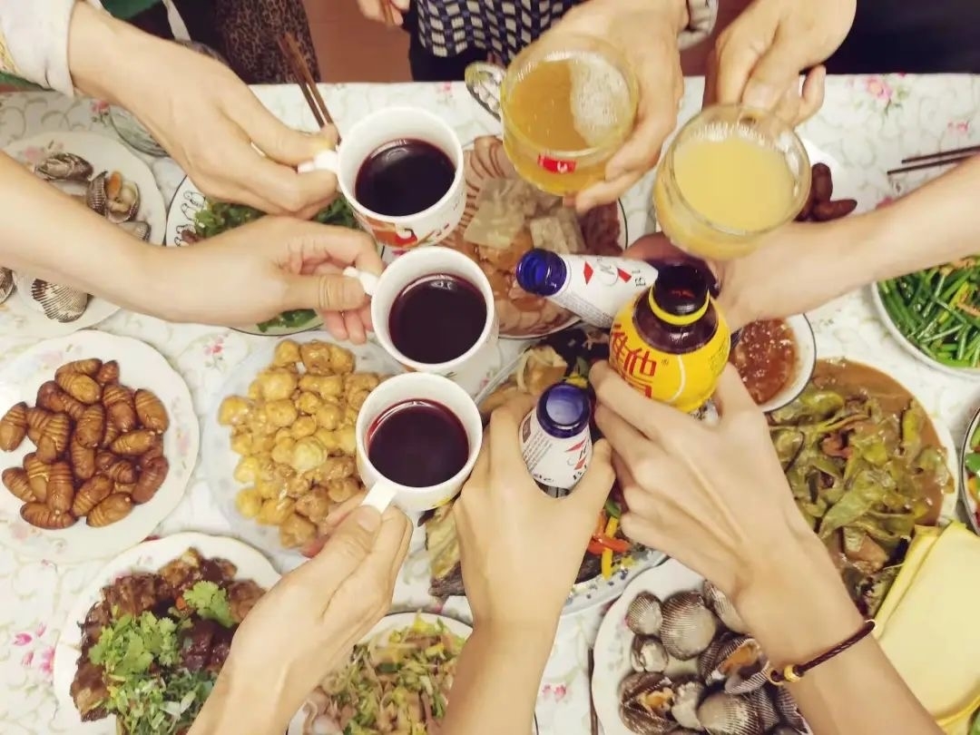 郑州师范学院学生年夜饭摄影作品2.jpeg 郑州师范学院学生年夜饭摄影作品2.jpeg