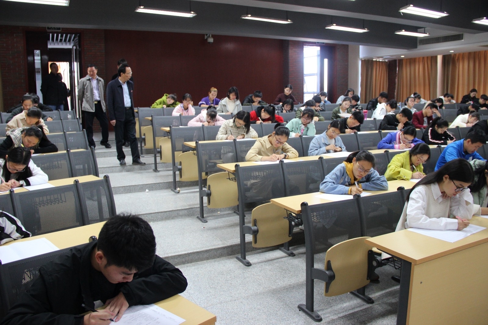 IMG_7225.JPG IMG_7225.JPG