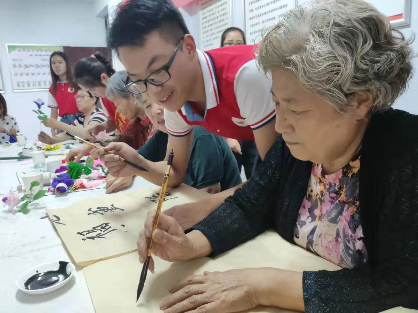 3.民俗活动2.jpg 3.民俗活动2.jpg