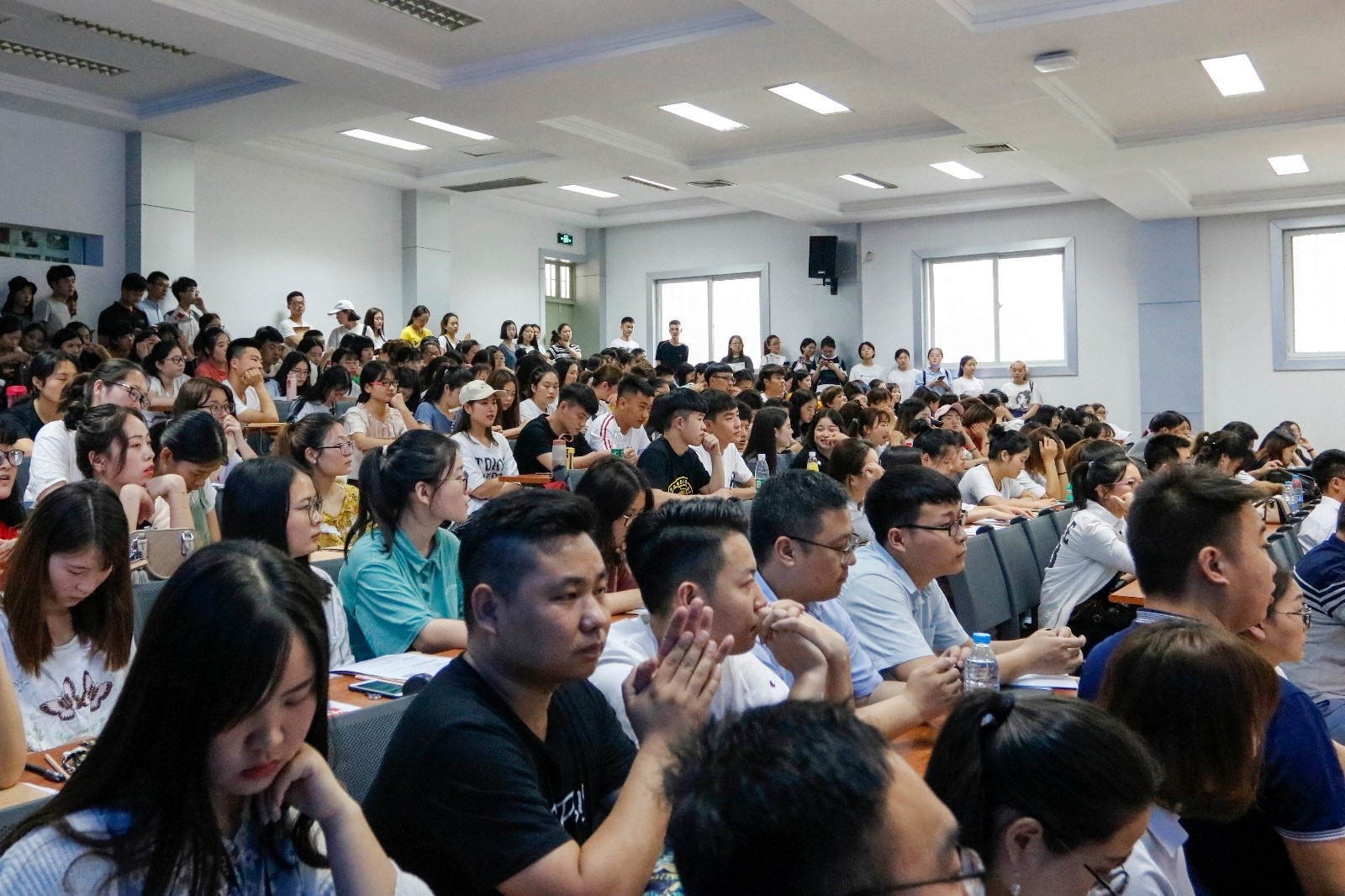 郑师电商举办2019届毕业实习双选会3.JPG 郑师电商举办2019届毕业实习双选会3.JPG