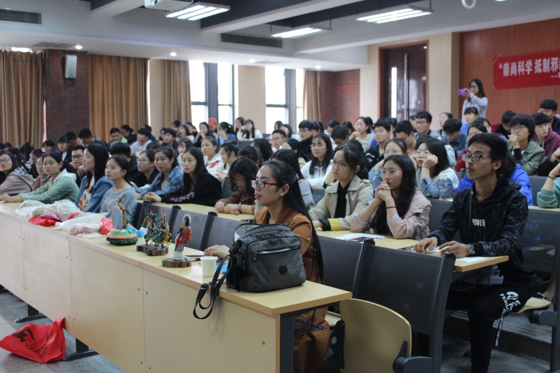 1031_6.jpg 1031_6.jpg